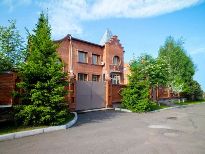 Лот: 4774304. Фото: 1. Продам коттедж 560 кв.м., р-н... Дома
