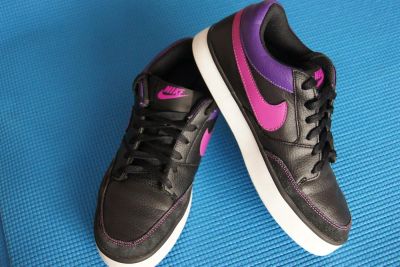 Лот: 3073577. Фото: 1. Кроссовки NIKE разм 37. Кеды, кроссовки