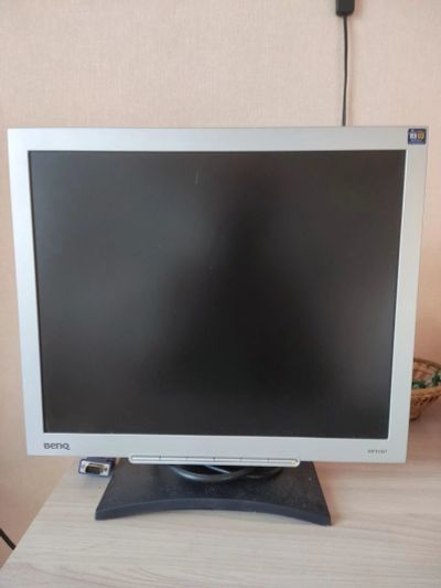 Лот: 19375933. Фото: 1. Монитор Benq FP 71 g+. Проекторы