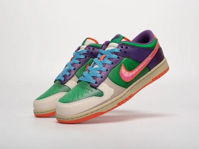 Лот: 21775256. Фото: 1. Кроссовки Nike SB Dunk Low (40516... Кеды, кроссовки, слипоны