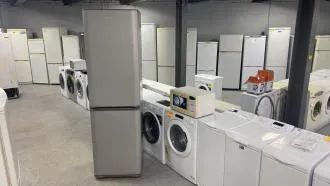 Лот: 21335003. Фото: 1. холодильник бирюса бу код 23714. Холодильники, морозильные камеры