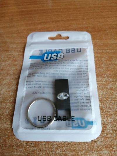 Лот: 19952910. Фото: 1. Флешка 32 GB. USB-флеш карты