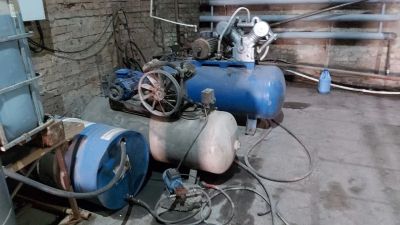 Лот: 16548664. Фото: 1. Компрессоры: 1м3 и 1.8м3. Строительное
