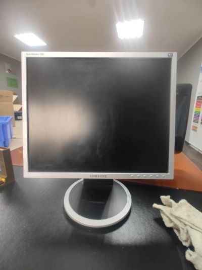 Лот: 17827938. Фото: 1. Монитор Samsung syncmaster 740T... ЖК-мониторы