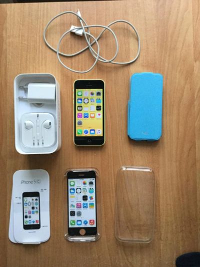 Лот: 6707489. Фото: 1. Apple iPhone 5c 16 Гб LTE 4G model... Смартфоны