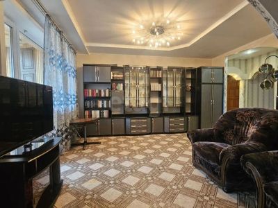 Лот: 25731815. Фото: 1. 3-комн. квартира , Красноярск... Квартиры, студии