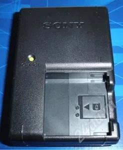 Лот: 2986411. Фото: 1. Зарядное устройство sony bc-csg... Аккумуляторы, зарядные