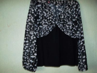 Лот: 7301889. Фото: 1. кофточка. Пиджаки, жакеты, жилеты