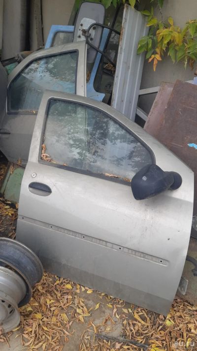 Лот: 16646948. Фото: 1. Дверь в сборе задняя правая Renault... Кузов