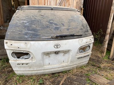 Лот: 19469049. Фото: 1. Крышка багажника Toyota Caldina. Кузов
