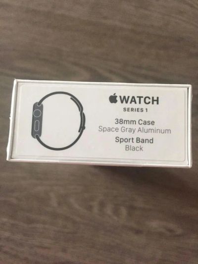 Лот: 9728400. Фото: 1. Apple Watch series 1. Смарт-часы, фитнес-браслеты, аксессуары