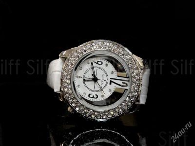 Лот: 1368001. Фото: 1. Женские часы Chanel. Другие наручные часы