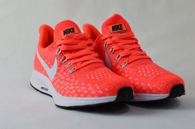 Лот: 16844568. Фото: 1. Кроссовки женские Nike Air Zoom... Кеды, кроссовки, слипоны