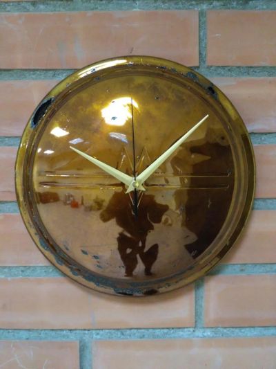 Лот: 8803534. Фото: 1. Часы из колпака москвич 401. Часы настенные, настольные