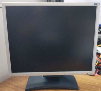 Лот: 24383700. Фото: 1. Монитор Benq Q7T5. ЖК-мониторы