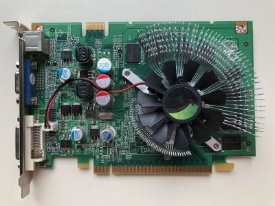 Лот: 21767055. Фото: 1. PCI-E 256Mb Albatron GeForce 8600GT. Видеокарты