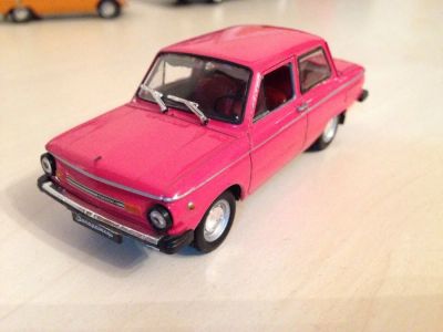 Лот: 6583026. Фото: 1. ЗАЗ 968М из журнальной серии АвтоЛегенды. Автомоделизм