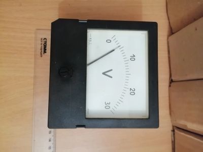 Лот: 24954735. Фото: 1. Вольтметр М381 0-30В 120х120 мм. Головки измерительные, индикаторы