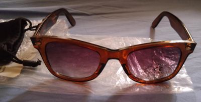 Лот: 7699121. Фото: 1. Очки Asos Wayfarer Brown Sunglasses... Очки солнцезащитные