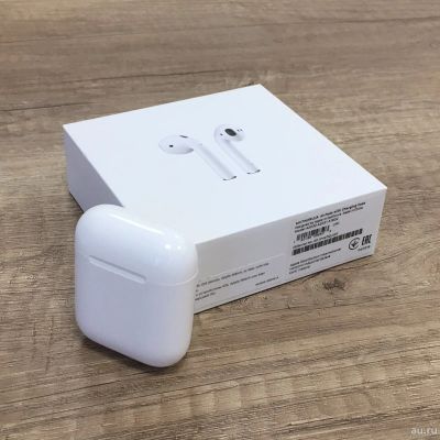 Лот: 16098671. Фото: 1. Apple AirPods 2 (с зарядным футляром... Красноярск