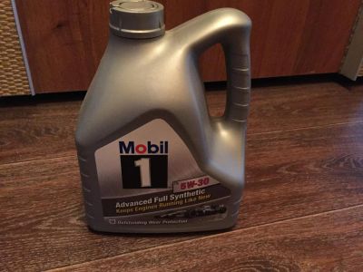 Лот: 5956585. Фото: 1. Моторное масло Mobil 1 X1 5W-30... Масла, жидкости