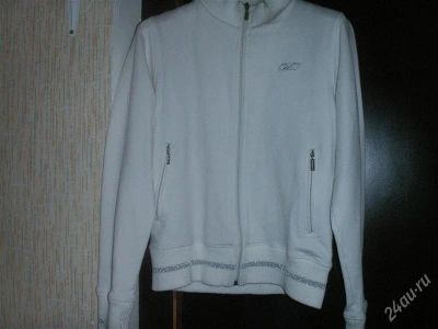 Лот: 1664947. Фото: 1. спортивная кофта 44-46 reebok. Другое (спортивная одежда)