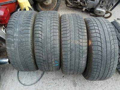 Лот: 11776287. Фото: 1. 235/60 R16 Michelin X-Ice 2. Шины
