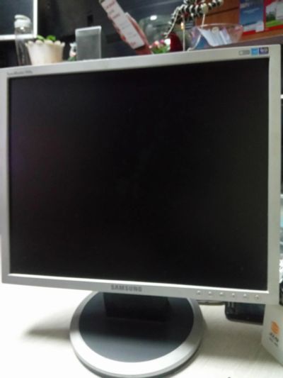 Лот: 15249444. Фото: 1. Монитор жк Samsung SyncMaster... ЖК-мониторы