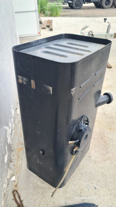 Лот: 25761889. Фото: 1. Топливный бак Hyundai HD78 311105K101. Двигатель и элементы двигателя