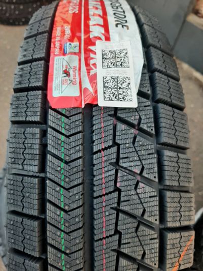 Лот: 19488070. Фото: 1. 185/65 R15 Bridgestone Blizzak... Шины