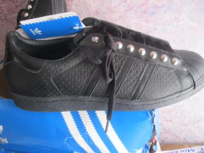 Лот: 6902433. Фото: 1. кроссовки Adidas. Кеды, кроссовки, слипоны