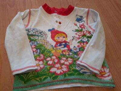 Лот: 6332641. Фото: 1. фуфайка до 4х лет с Красной шапочкой. Одежда для дома