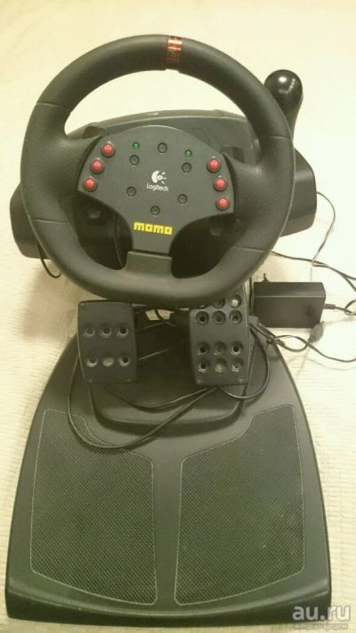 Лот: 10363686. Фото: 1. Руль игровой Logitесh Momo Racing. Другое (игровые приставки, консоли, видеоигры)
