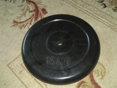 Лот: 2089148. Фото: 1. Блин обрезиненный черный 15 кг. Штанги, блины