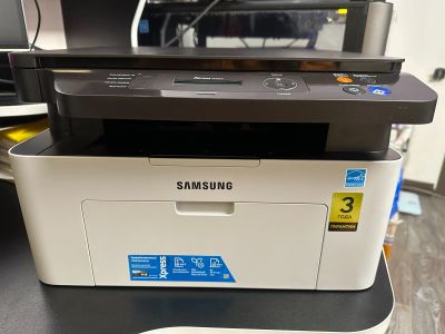 Лот: 25272694. Фото: 1. Лазерное МФУ Samsung Xpress M2070... МФУ и копировальные аппараты