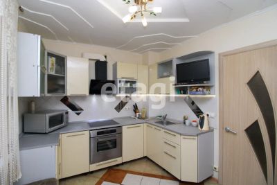 Лот: 25294825. Фото: 1. 3-комн. квартира , Красноярск... Квартиры, студии