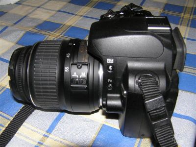 Лот: 2232298. Фото: 1. Nikon D60 Kit AF-S DX Zoom-Nikkor... Цифровые зеркальные