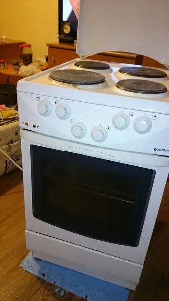 Лот: 6022175. Фото: 1. Электроплита Gorenje б/у исправная. Плиты, духовые шкафы, варочные поверхности