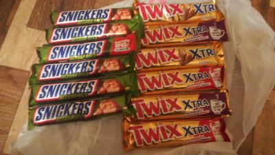 Лот: 21580241. Фото: 1. 12шт twix + Snickers(лесной орех... Шоколад, конфеты