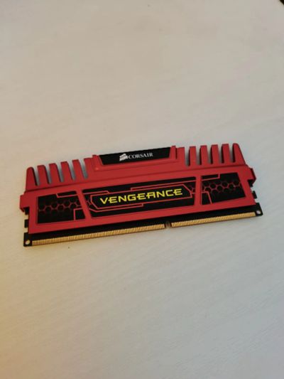 Лот: 20528579. Фото: 1. Corsair Vengeance 4Gb DDR3 1600Mhz. Оперативная память