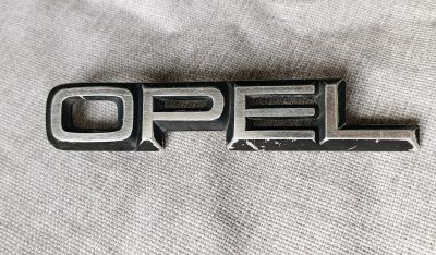 Лот: 23330675. Фото: 1. Винтажный шильдик логотип Opel. Другое (автозапчасти)
