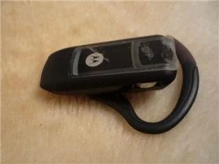 Лот: 168352. Фото: 1. Bluetooth гарнитура Motorola RAZR... Красноярск