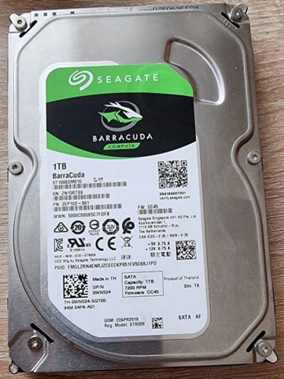 Лот: 19958300. Фото: 1. Жесткий диск Seagate 1Tb_2. Жёсткие диски (HDD)