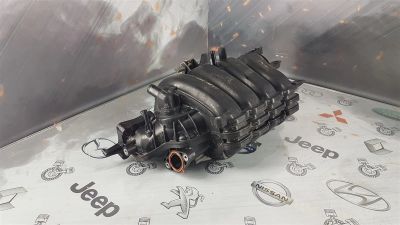 Лот: 23590850. Фото: 1. Коллектор впускной Toyota Ractis... Двигатель и элементы двигателя