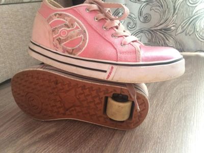 Лот: 5425863. Фото: 1. Хелисы "Heelys" для девочки 36-37... Роликовые коньки, скейтборды, самокаты
