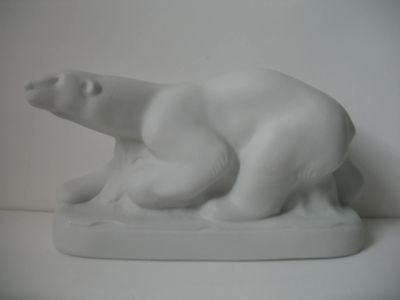 Лот: 22166913. Фото: 1. Белый медведь Бисквит Фарфор Вербилки. Фарфор, керамика