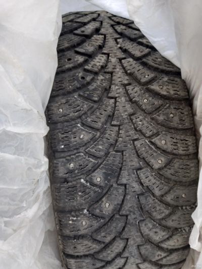 Лот: 18562231. Фото: 1. 205/55 r16 зимняя шипы nordman. Шины