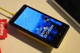 Лот: 5519773. Фото: 1. Nokia Lumia 820 LTE 4G Qi. Смартфоны