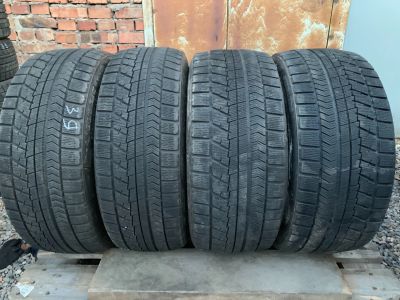 Лот: 14969144. Фото: 1. Bridgestone Blizzak VRX 235/40... Шины