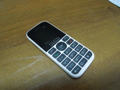 Лот: 8449394. Фото: 1. Продам Телефон Alcatel One Touch... Кнопочные мобильные телефоны